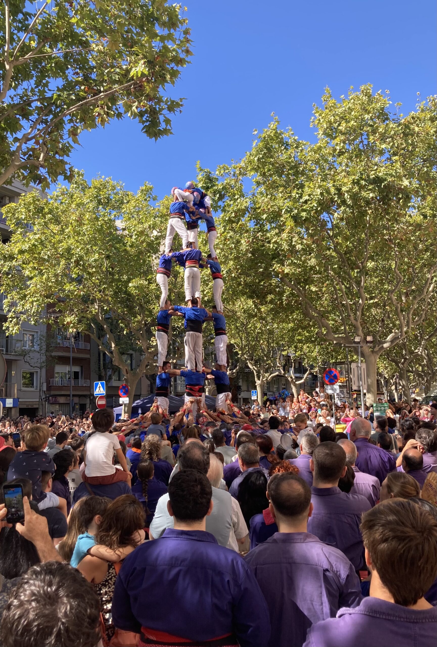 Lebendige Städtepartnerschaft: Ahrensburger Delegation zu Gast beim Stadtfest in Esplugues de Llobregat